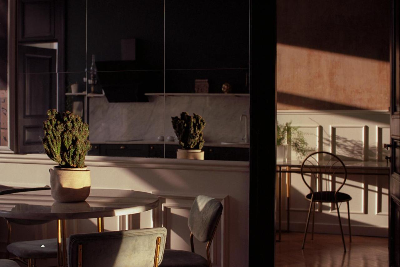 Unfound Door - Design Hotel Tbilisi Luaran gambar