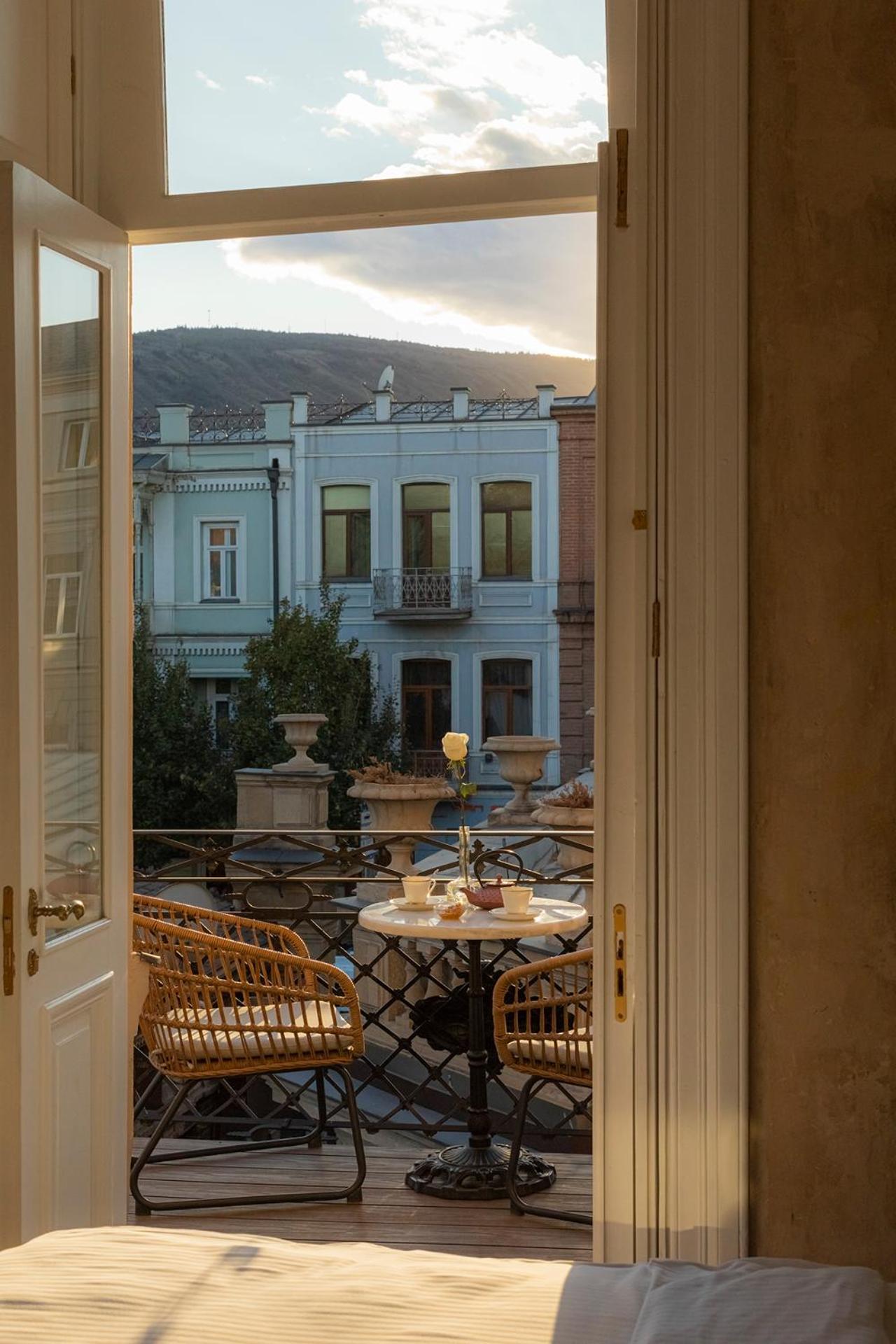 Unfound Door - Design Hotel Tbilisi Luaran gambar