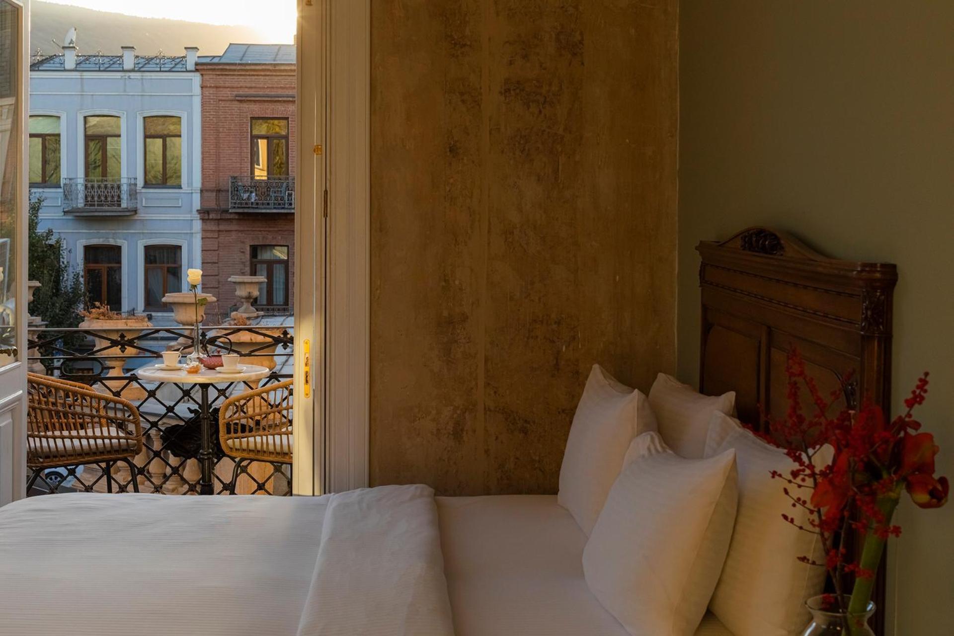 Unfound Door - Design Hotel Tbilisi Bilik gambar