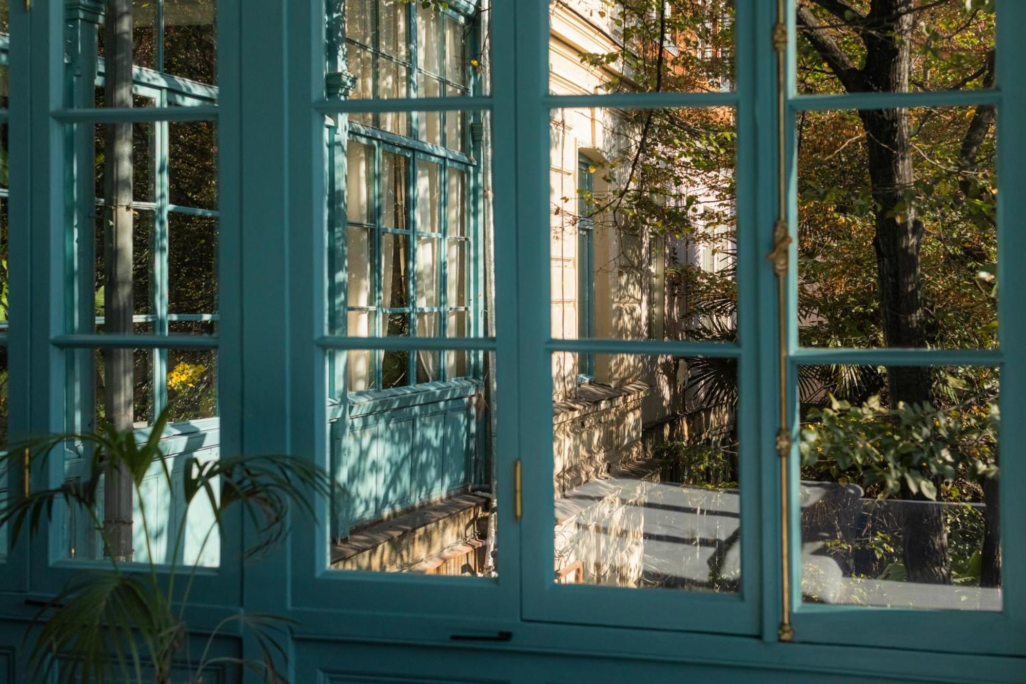 Unfound Door - Design Hotel Tbilisi Bilik gambar